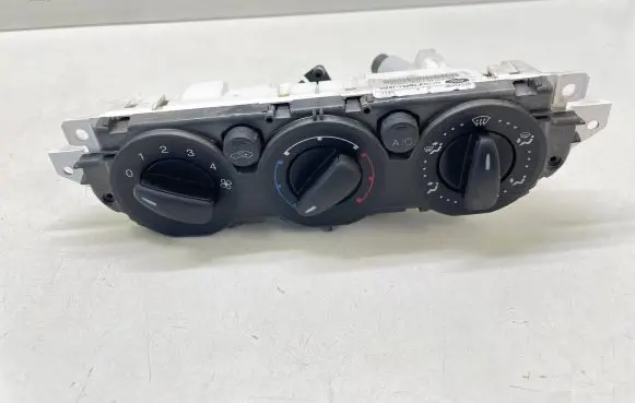Ford Focus C-MAX Climate control unit 3M5T19980AD