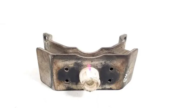 Toyota Hilux (AN10, AN20, AN30) Engine mount bracket 12371-0L080
