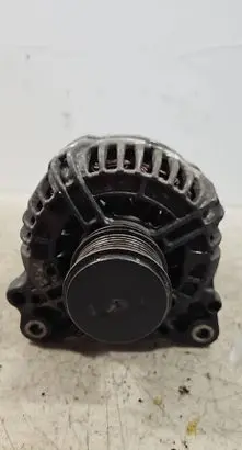 Volkswagen PASSAT B6 Generator/alternator 06F903023F 0124525091