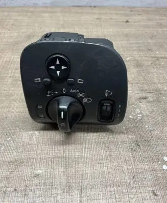 Mercedes-Benz C W203 Light switch A2035450604