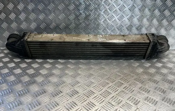 Mercedes-Benz E W211 Intercooler radiator A2115001102 71109