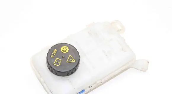 Renault Trafic III (X82) Brake fluid reservoir 460913647R