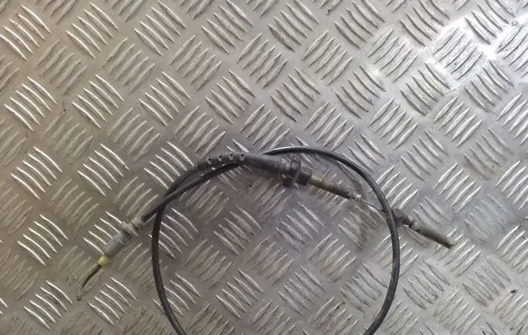 Volkswagen Golf IV Throttle cable 191723555