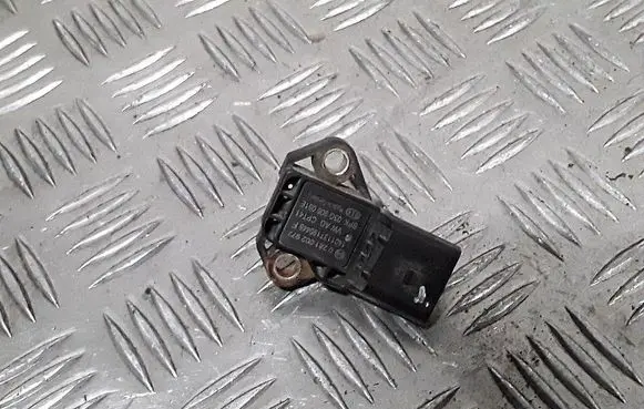 Volkswagen PASSAT B7 Exhaust gas pressure sensor 03G906051E 0281002977