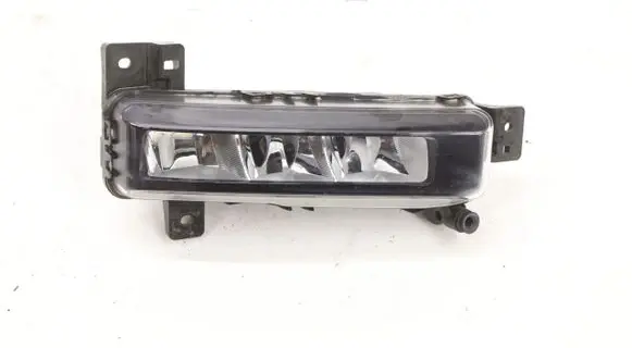 BMW 1 F40 Front fog light 7471082