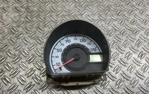 Peugeot 107 Speedometer (instrument cluster)