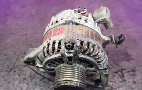 Mazda 3 II Generator/alternator A2TJ0881