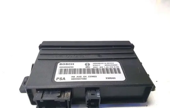 Citroen C4 I Picasso Parking PDC control unit/module 9663937380