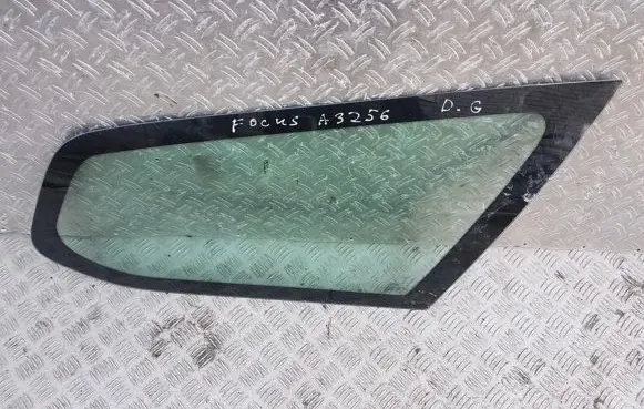 Ford Focus Rear side window