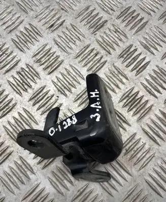 Opel Insignia A Rear door lower hinge 