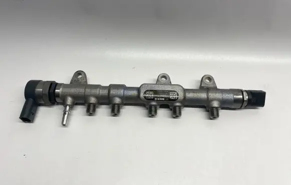 BMW 3 F30 F35 F31 Fuel main line pipe 8514154 0281002949