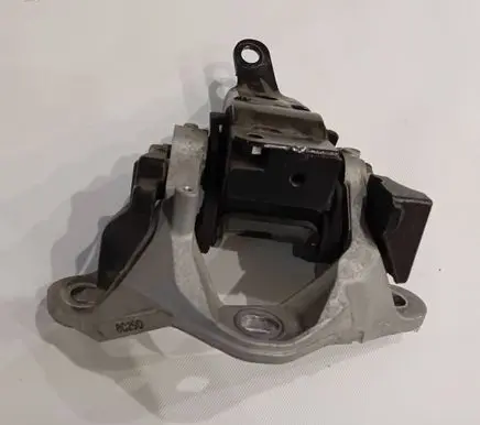 Mazda 3 III Gearbox mounting bracket BDEL39070A