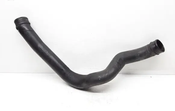 Volvo XC90 Intercooler hose/pipe 30794888