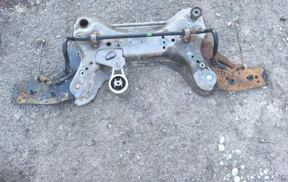 Renault Trafic III (X82) Front subframe