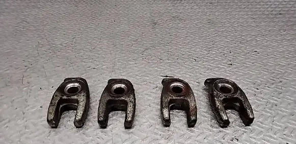 Renault Laguna III Fuel Injector clamp holder