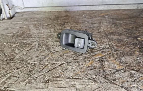 Volvo S40 Electric window control switch 30658449