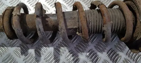 Toyota Corolla Verso AR10 Rear coil spring