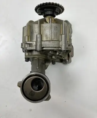 BMW 7 F01 F02 F03 F04 Oil pump 7643256 1804080048