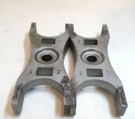Seat Leon (5F) Fuel Injector clamp holder 04L216