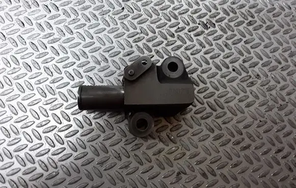 Toyota Avensis T250 Timing belt tensioner 0610250R010