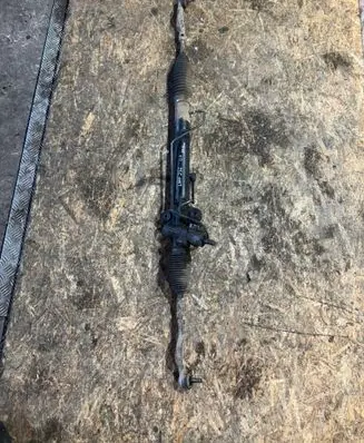 Mitsubishi L200 Steering rack 