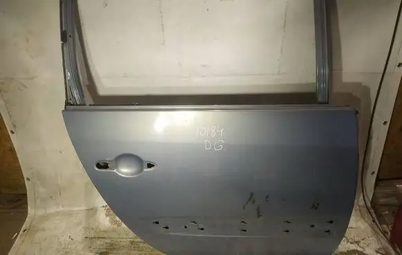 Rear door