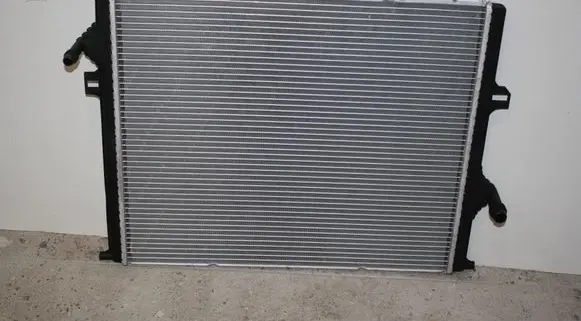 BMW 4 F32 F33 Coolant radiator 8741830 17118741830