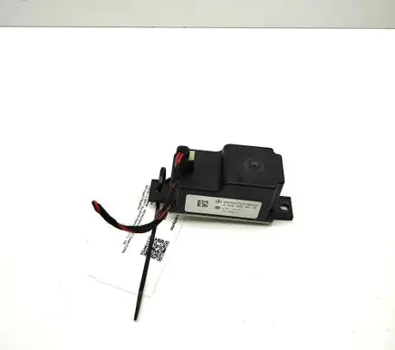 Mercedes-Benz C W205 Voltage converter/converter module A2059053414