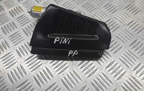 Mitsubishi Pajero Passenger airbag BRAK