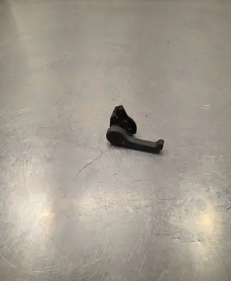 KIA Sportage Engine bonnet (hood) release handle