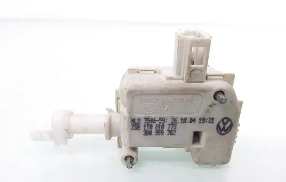 Fuel tank cap lock motor