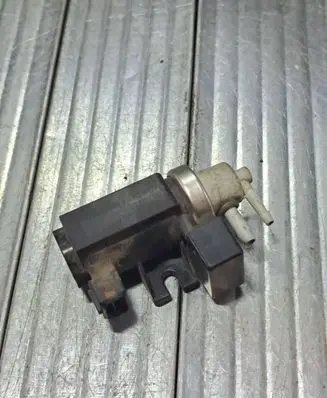 KIA Sorento Turbo solenoid valve 72190316