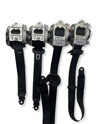 Audi A7 S7 4K8 Set of seat belts 