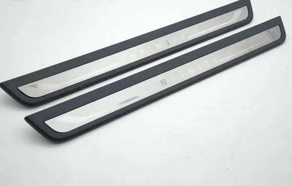 Infiniti Q50 Front sill trim cover 769B04GA0A