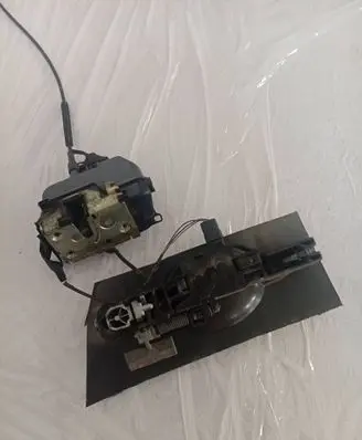 Renault Laguna II Rear door lock 456514