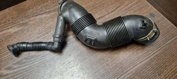 Volkswagen Caddy Air intake hose/pipe 03G103493D VCD446232