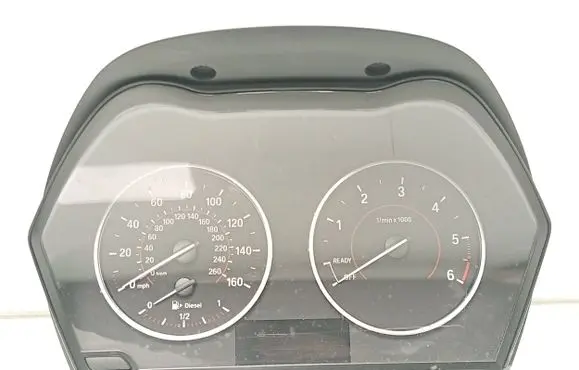 BMW 1 F20 F21 Speedometer (instrument cluster) 9365975 62109365975 2624252
