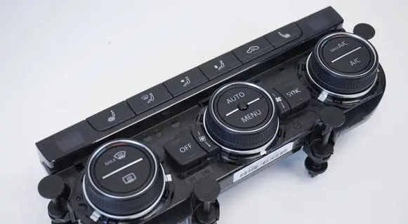 Volkswagen Golf VII Climate control unit 5G0907044BD 5HB01118186