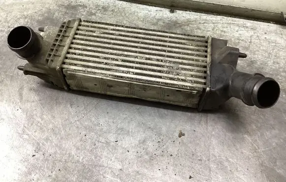 Citroen C5 Intercooler radiator 9657073480 992506V IA1435