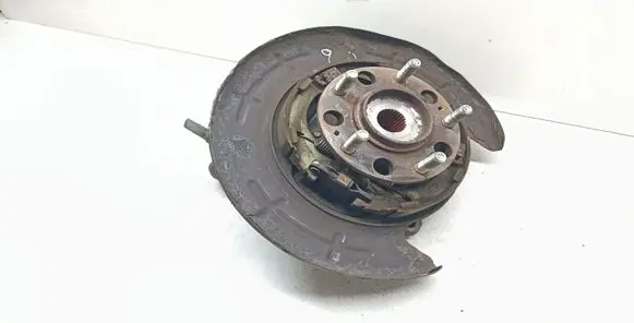 Rear wheel hub spindle/knuckle