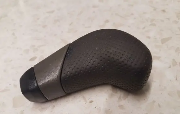 Mitsubishi Pajero Gear lever shifter trim leather/knob