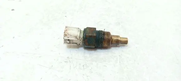 Mitsubishi 3000 GT Coolant temperature sensor 