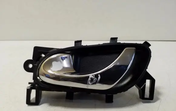 Nissan X-Trail T32 Front door interior handle