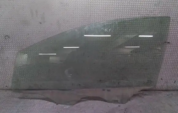Seat Altea Front door window glass four-door