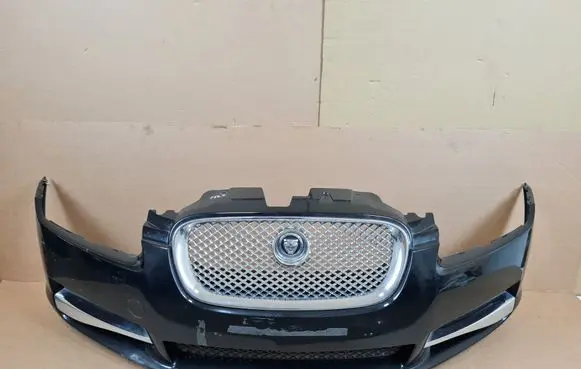 Jaguar XJ X351 Front bumper 8X2317626 8X2317E898B