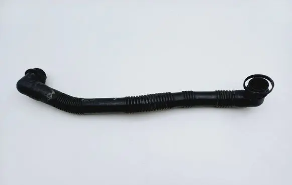 Audi A6 S6 C5 4B Breather hose/pipe 078133889H