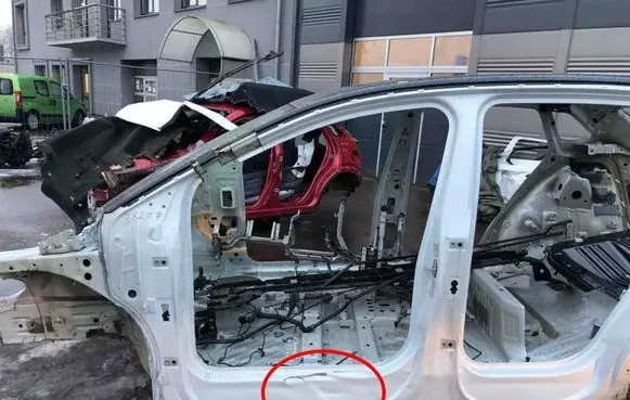 Volkswagen ID.4 Front quarter panel 