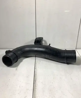 Toyota Avensis T250 Intercooler hose/pipe 173620R011