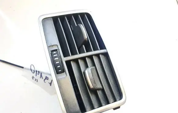 Audi A6 S6 C6 4F Dash center air vent grill 4f0819203b