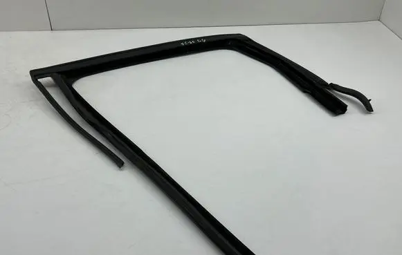Volvo XC60 Rubber seal rear door window/glass 31425688